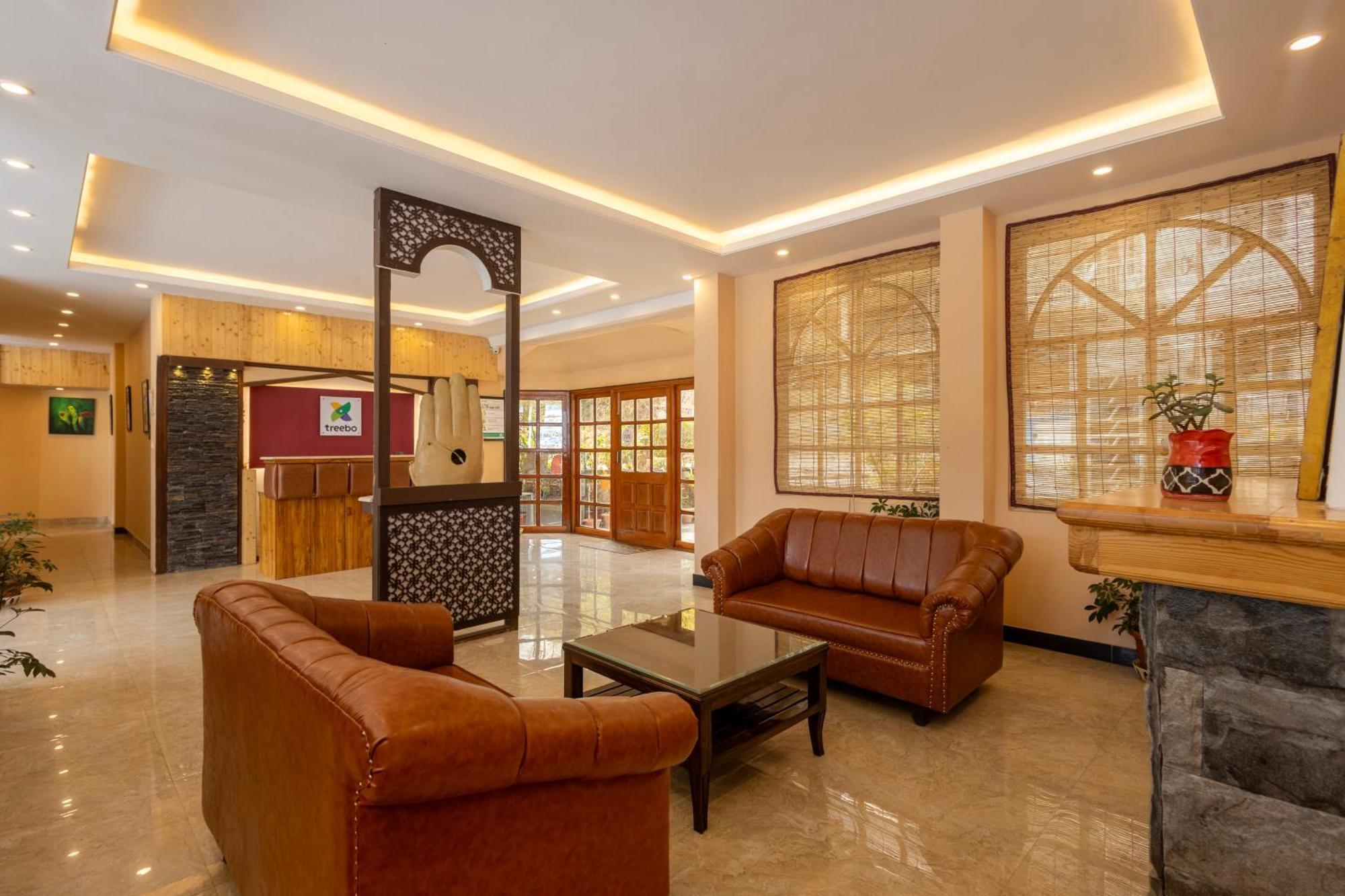 Lords Garden Glory Hotell Shimla Exteriör bild