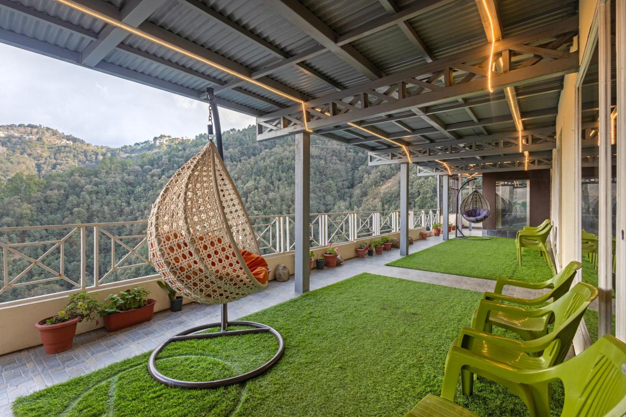 Lords Garden Glory Hotell Shimla Exteriör bild